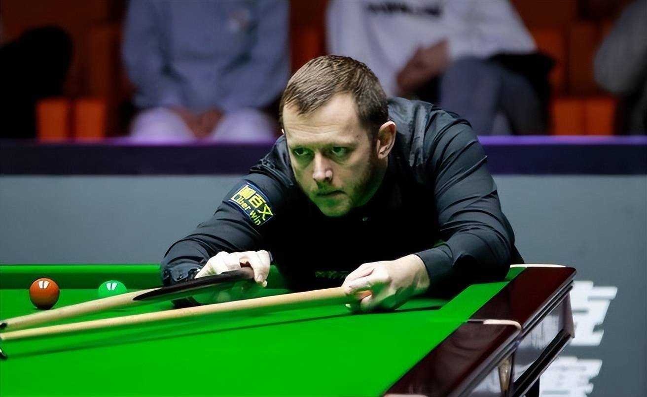 出球迷与专 出球迷与专