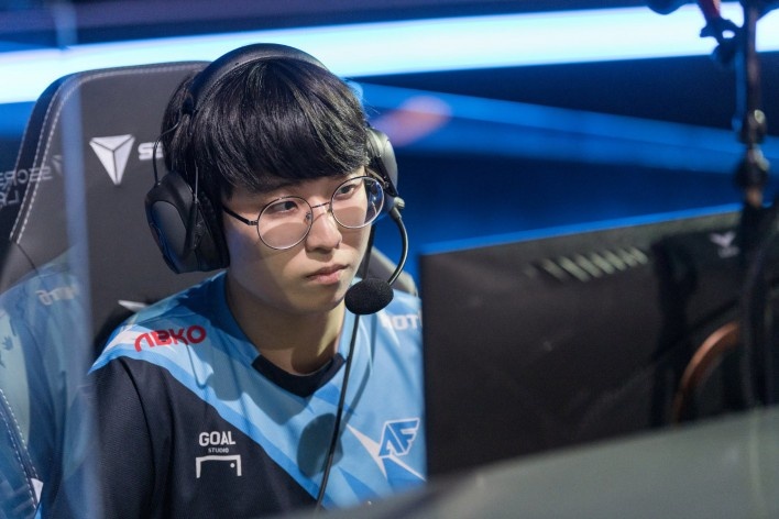 着赛季新的 着赛季新的