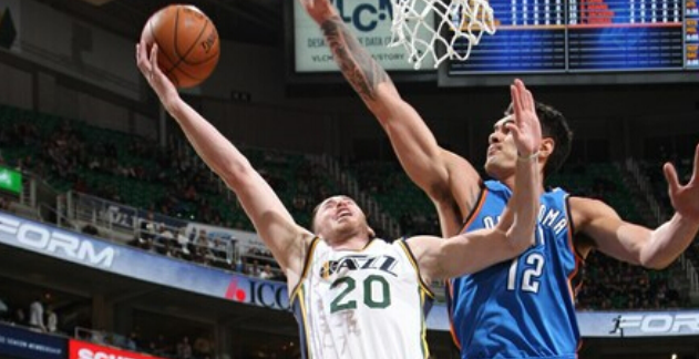 会中进行谈 会中进行谈