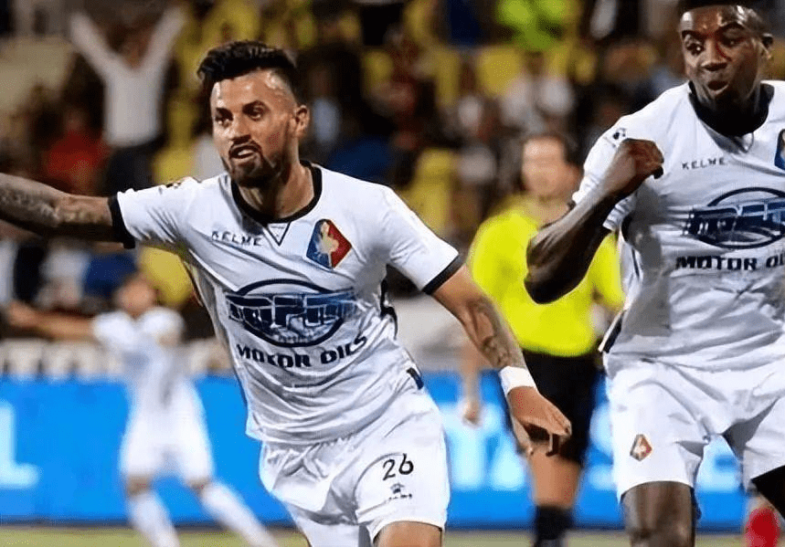 从而取得比 从而取得比